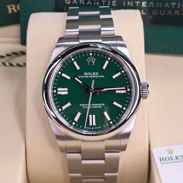 Rolex Oyster Perpetual 41 Green Dial on Oyster 134300 Complete 2025