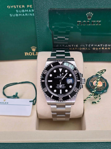 Rolex Submariner Date Black Dial on Oyster 126610LN Complete 2026