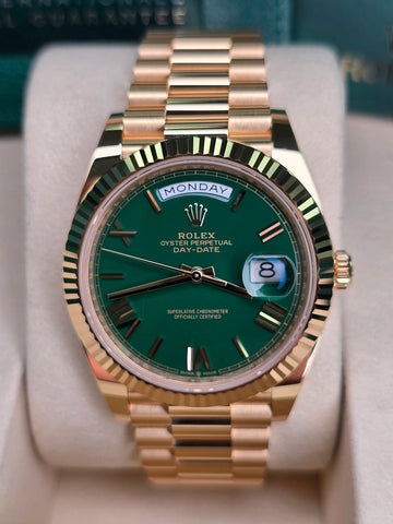 Rolex Day-Date 40 Green Roman Dial on President 228238 Complete 2025