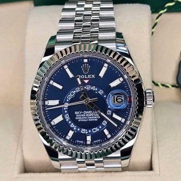 Rolex SkyDweller Blue Dial on Jubilee 326934 Complete 2022