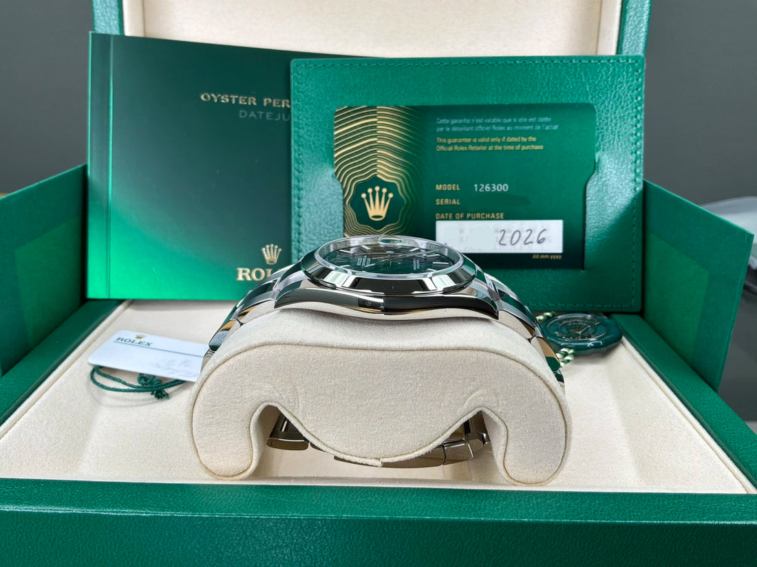 Rolex Datejust 41 Blue Index Dial on Oyster 126300 Complete 2026